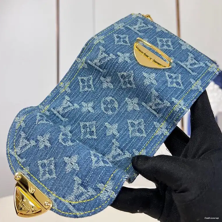 Fashionrepsfam ru Bags LV 2401YA0061 0704
